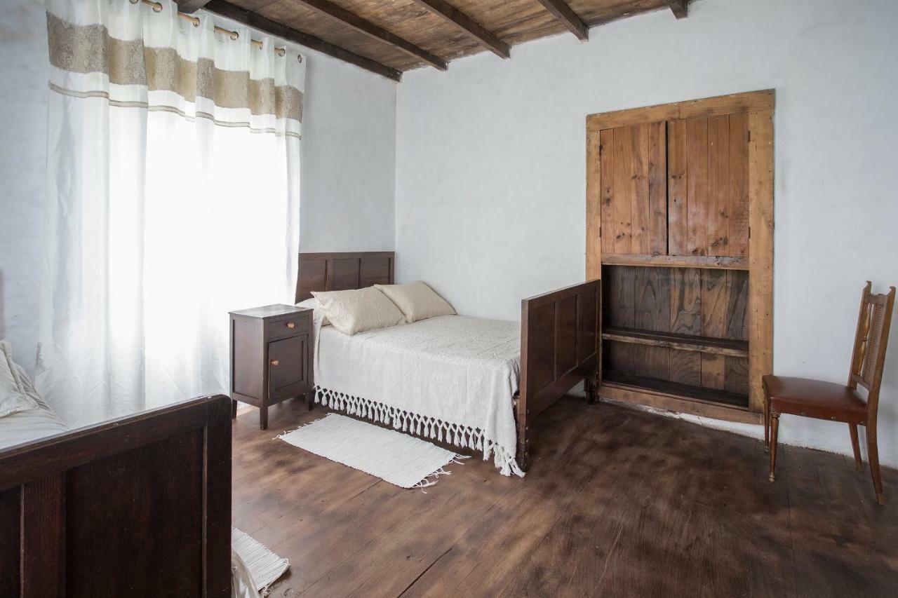 A Fonte Das Bodas Samos Luaran gambar