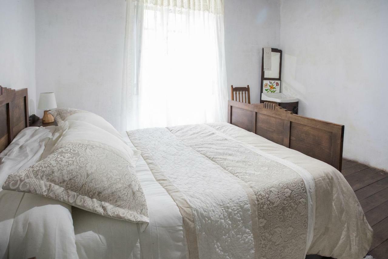 A Fonte Das Bodas Samos Luaran gambar