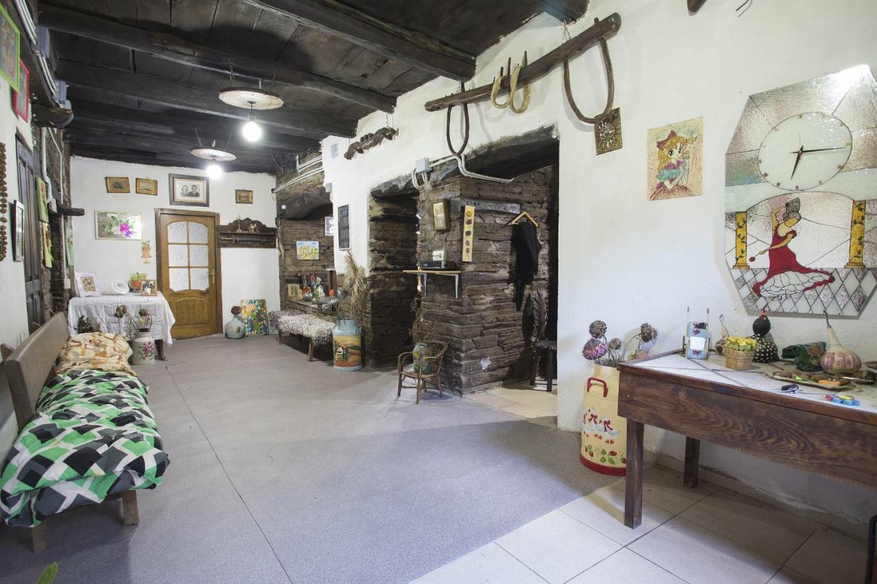 A Fonte Das Bodas Samos Luaran gambar